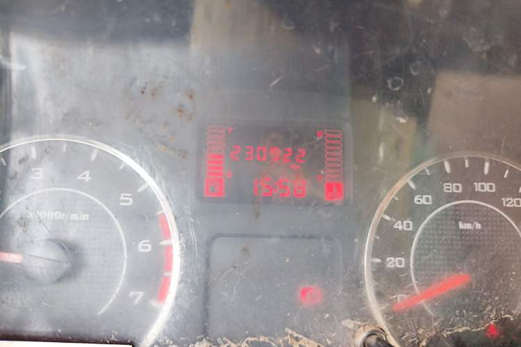 Used Wuling Rongguang 2014 1.5L S Standard Version