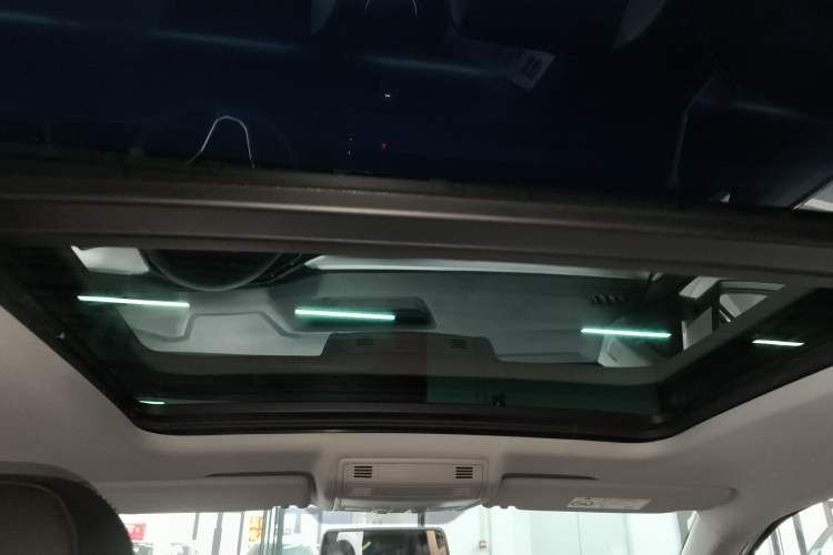 Used Volkswagen Tacqua 2021 1.5L Automatic Yue Zhi Lian Edition Headliner