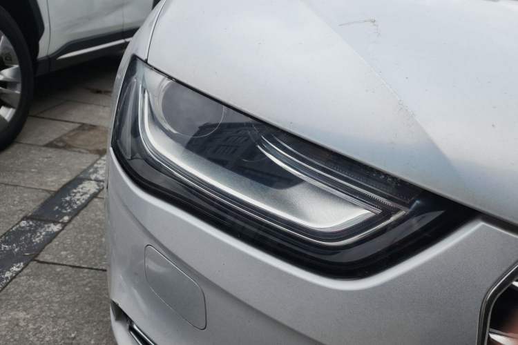 Used Audi A4L 2016 35 TFSI Collector's Edition Automatic Standard Model
