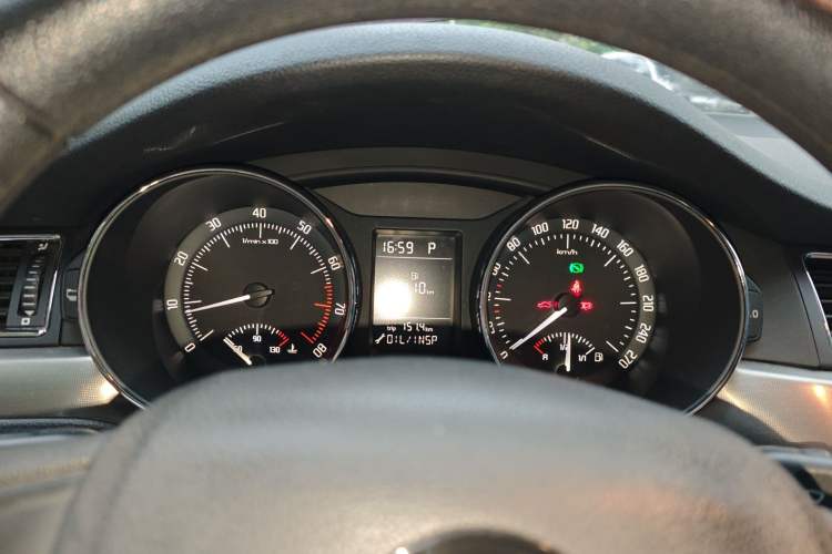 Used Skoda Superb 2013 1.4TSI DSG Sport Edition Instrument Cluster