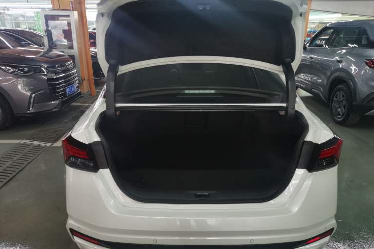 Used Nissan Teana 2024 2.0L XE Genuine Edition