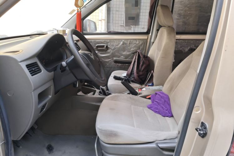 Used Wuling Rongguang V 2016 1.5L Practical Version Left Front Seat