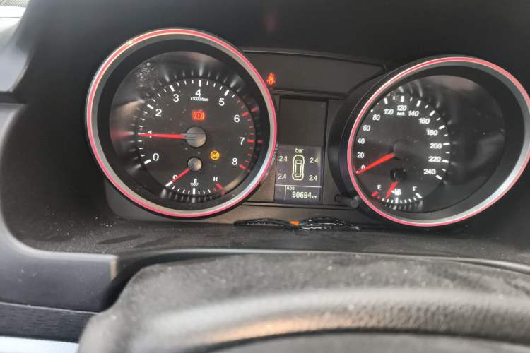 Used Haval H6 2017 Blue Label Sport Edition 1.5T Manual Two-Wheel Drive Elite Model Odometer Close Up