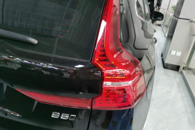 Used Volvo XC60 2024 B5 4x4 Smart Luxury Edition
