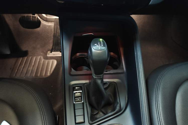 Used BMW X1 2018 sDrive20Li Leading Model Gear Lever