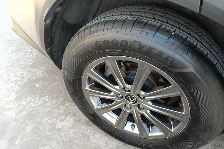 Used Lexus NX 2018 200 Front-Wheel-Drive Xingxing Edition China VI Standard
