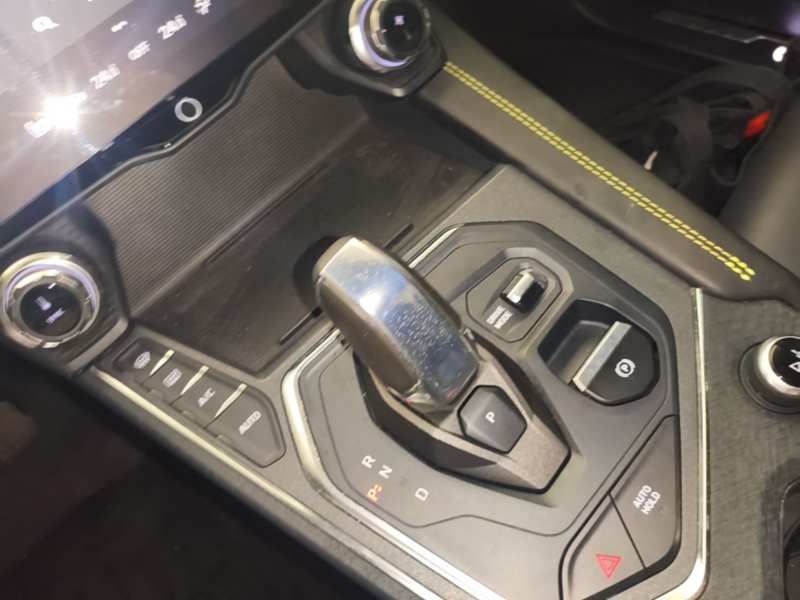 Used Lynk & Co 05 2022 2.0T Two-Wheel Drive Shine Halo — 13
