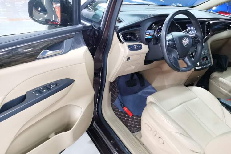 Used Buick GL8 2018 ES 28T Premium Model China VI Standard Driver Seat