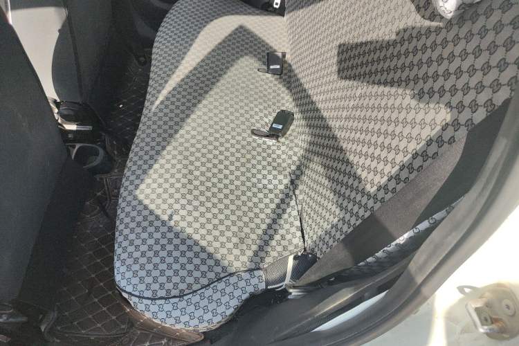 Used BYD F0 2015 1.0L AMT XuanKu Model Left Rear Seat