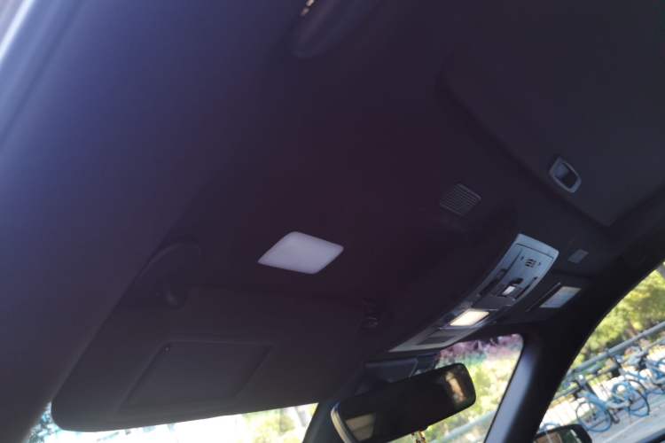 Used Lexus ES 2025 200 Premium Edition Headliner