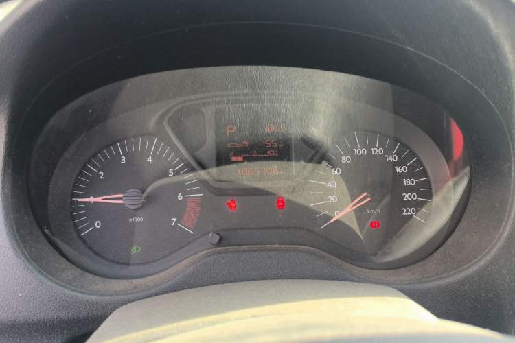 Used Citroen Elysee 2015 Qishang Edition 1.6L Automatic Fashion Model