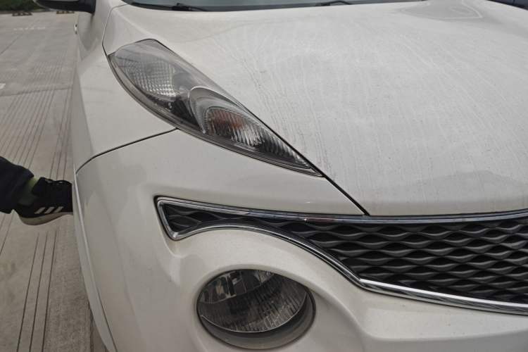 Used Infiniti ESQ 2014 1.6L Spontaneous Edition