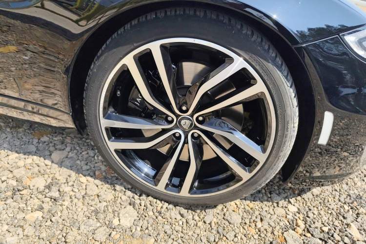 Used Jaguar XK 2012 XKR 5.0L Supercharged Coupe