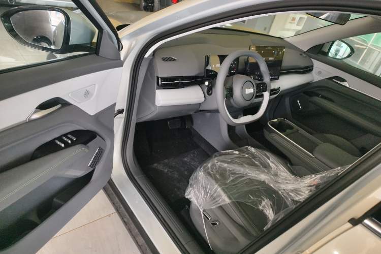 Used Bestune Yueyi 03 2025 445km Joyful Edition Driver Seat