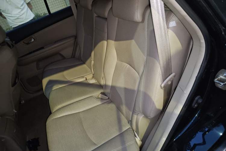 Used BYD S6 2013 Jingyue Edition 2.0L Manual Luxury Model 5 Seats
