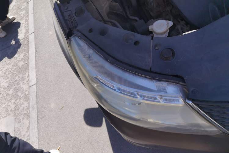 Used FORTHING Joyear X3 2014 1.5L Luxury Model Right Front Headlight