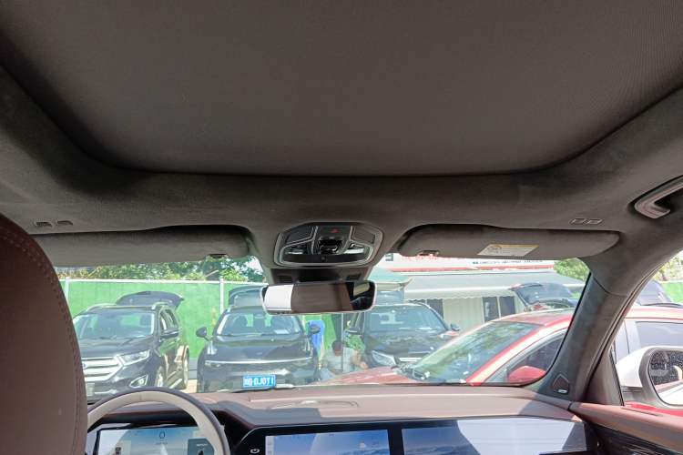 Used Geely Auto Monjaro L 2021 2.0TD DCT EVO Two-Wheel Drive Smart Luxury Version Headliner