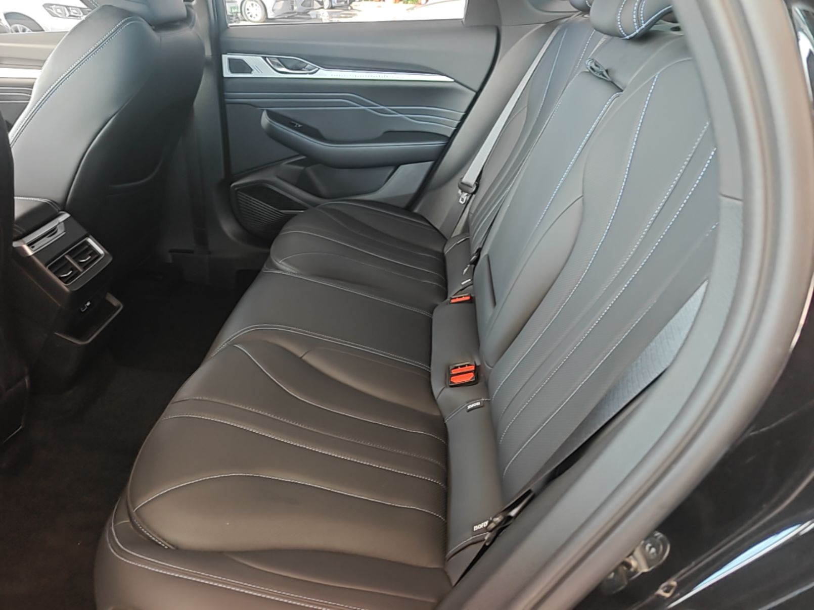 Geely Auto Preface 2025 Dongfang Yao 1.5TD Fuyao Edition — снимка 20