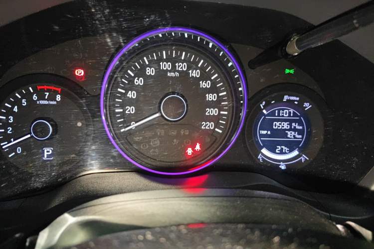 Used Honda Vezel 2020 220 TURBO CVT Luxury Edition Instrument Cluster