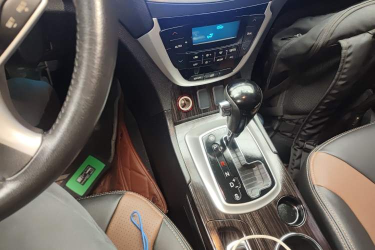 Used GAC Trumpchi GS5 Super 2016 2.0L Automatic Two-Wheel Drive Anniversary Edition