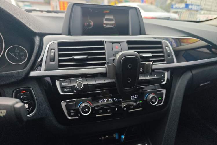 Used BMW 3 Series 2017 318Li Fashion Model