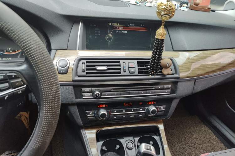 Used BMW 5 Series 2013 525Li Leading Model