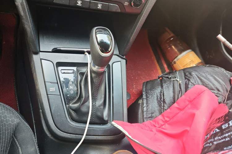 Used Hyundai Elantra (6th Generation / Lingdong) 2016 1.4T Dual-Clutch Xuan Dong · Dynamic Version
