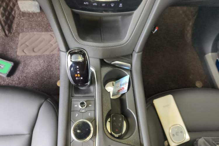 Used Cadillac XT5 2022 2.0T Two-Wheel Drive Luxury Version