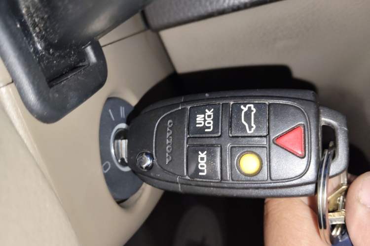 Used Volvo XC90 2010 2.5T AWD