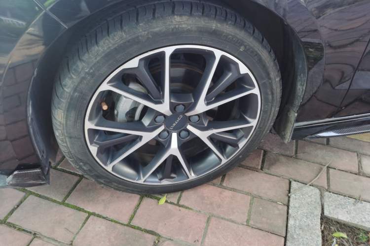 Used Lynk & Co 03 2021 1.5TD DCT Jing Champion Edition Left Front Wheel Hub