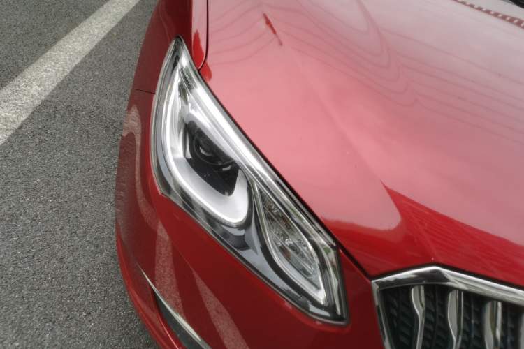 Used Buick GT 2017 15N Automatic Elite Version Right Front Headlight