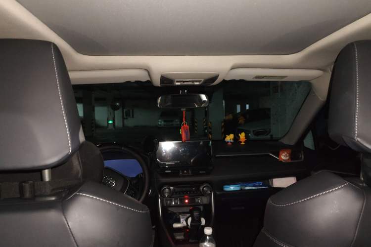 Used Toyota RAV4 2023 Dual-Engine 2.5L E-CVT Two-Wheel Drive Elite Plus Edition