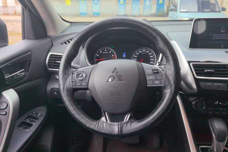 Used Mitsubishi Eclipse Cross 2018 1.5T CVT Two-Wheel Drive Belief Edition Steering Wheel