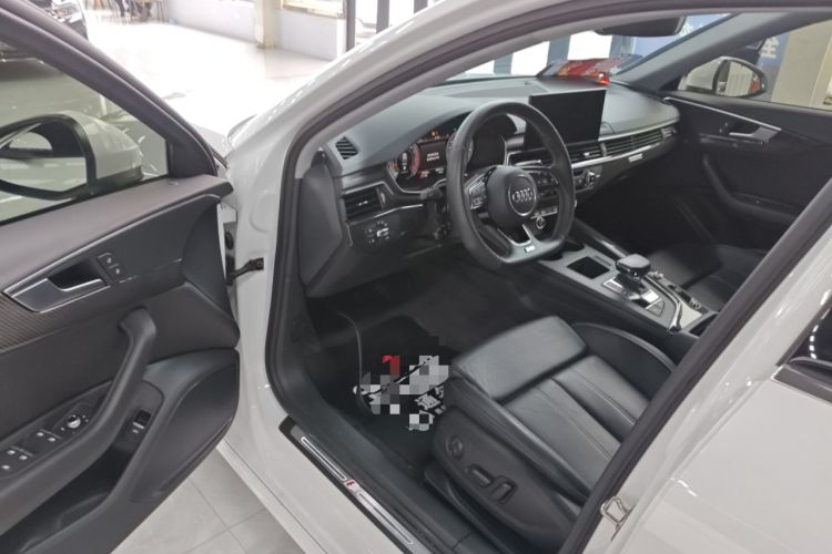 Used Audi A4L 2022 40 TFSI Fashion Dynamic Model
