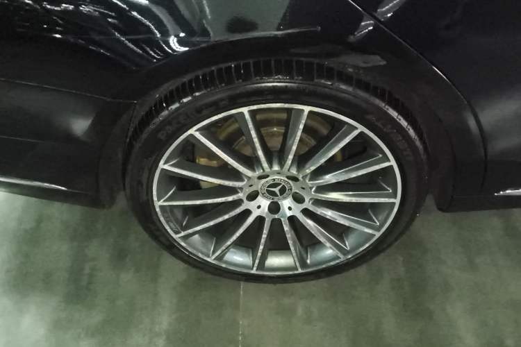 Used Mercedes-Benz S-Class 2016 S 320 L Business Model
