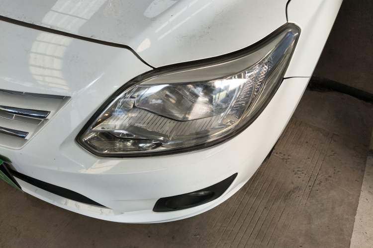 Used Changan Alsvin V3 2012 1.3L Manual Luxury Version China IV Standard