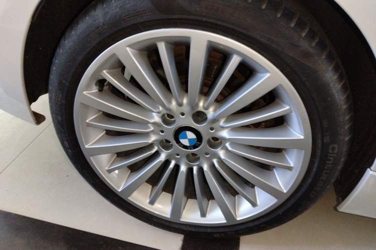 Used BMW 3 Series 2018 320Li Fashion Model
