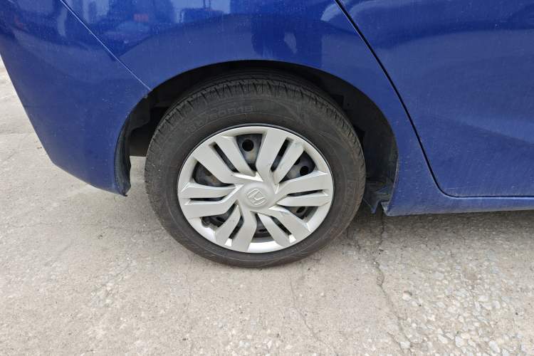 Used Honda Fit 2016 1.5L LXS CVT Comfort Sunroof Version Right Rear Wheel Hub