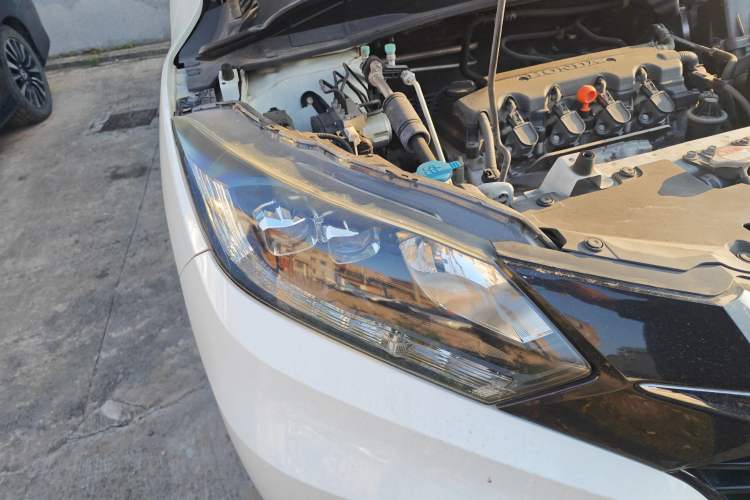 Used Honda Vezel 2017 1.8L CVT Front-Wheel Drive Pioneer Edition
