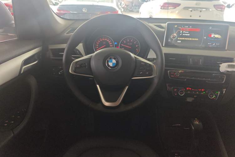 Used BMW X1 2016 sDrive18Li Fashion Model Steering Wheel