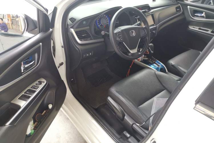 Used Honda Crider 2016 1.8L CVT Luxury Edition Driver Seat