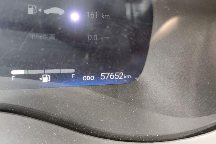 Used Toyota Granvia 2024 2.5L Hybrid Prestige PLUS Four-Wheel Drive Version Odometer Close Up