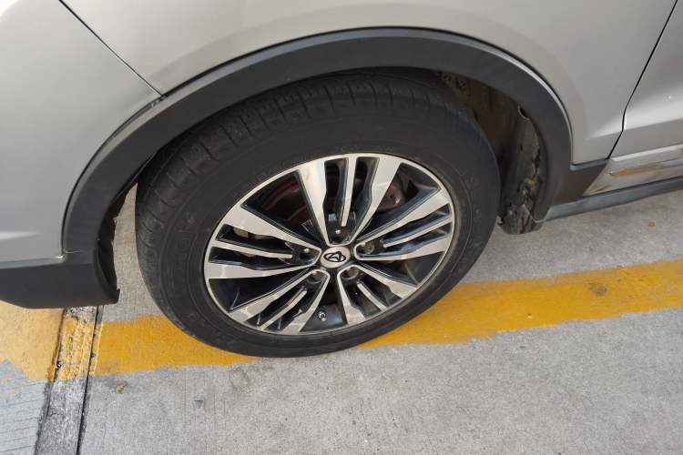 Used Oshan CX70 2017 Facelifted CX70T 1.5T Automatic Zunqing Edition