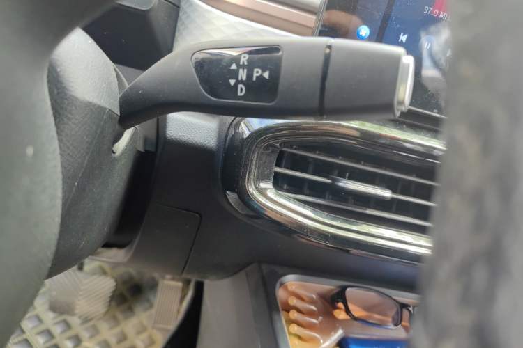 Used SOL E10X 2021 302 km Range Luxury Version 30.2 kWh