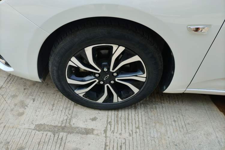 Used Chevrolet Monza 2019 RS 330T Automatic Comfort Edition China VI Standard