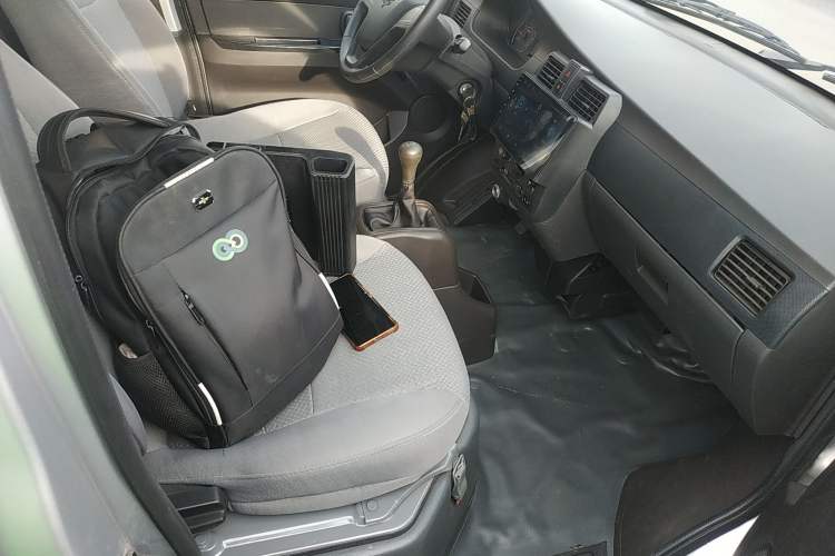 Used Wuling Rongguang 2021 1.5L Extended Standard-Size Enclosed Window Vehicle Power-Assist Version 2 Seats L3C
