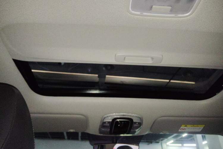 Used Hyundai Elantra 2023 1.5L CVT GLX Elite Edition Headliner