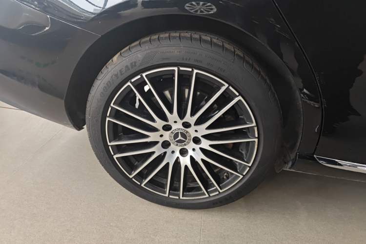 Used Mercedes-Benz C-Class 2022 Facelift C 260 L
