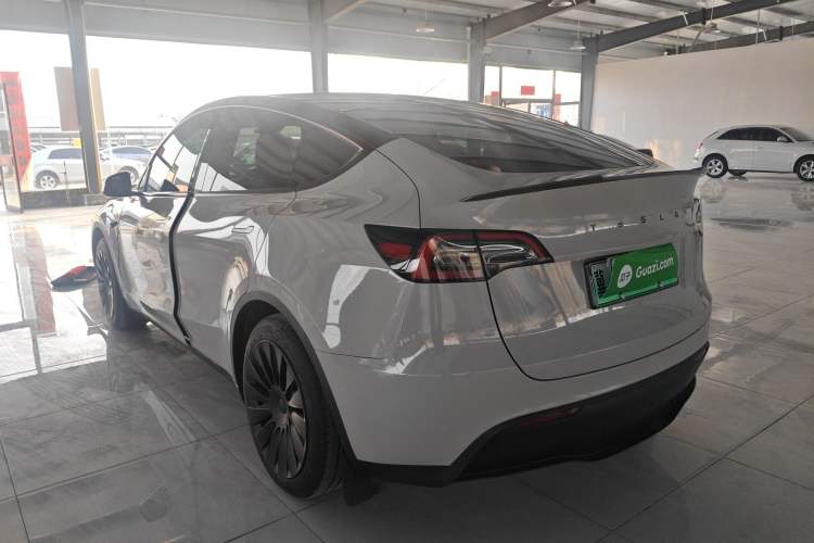 Used Tesla Model Y 2023 Rear-Wheel-Drive Version