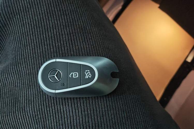 Used Mercedes-Benz C-Class 2023 Restyled C 260 L Night Edition Sports Version Interior 1